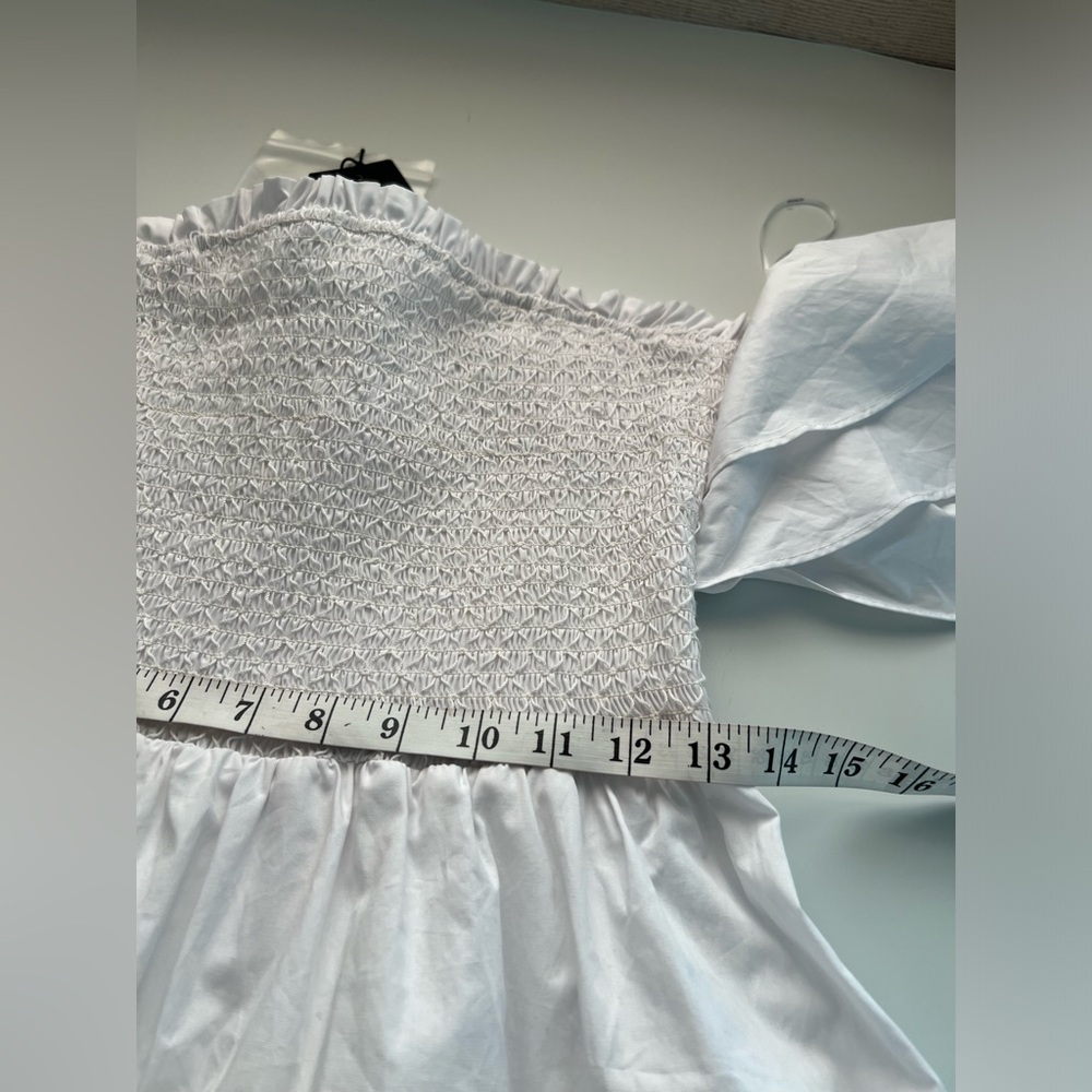 NWT Elliatt Sz L Lavinia Dress White Mini Off Shoulder Ruffle Smocked Revolve - Picture 13 of 16